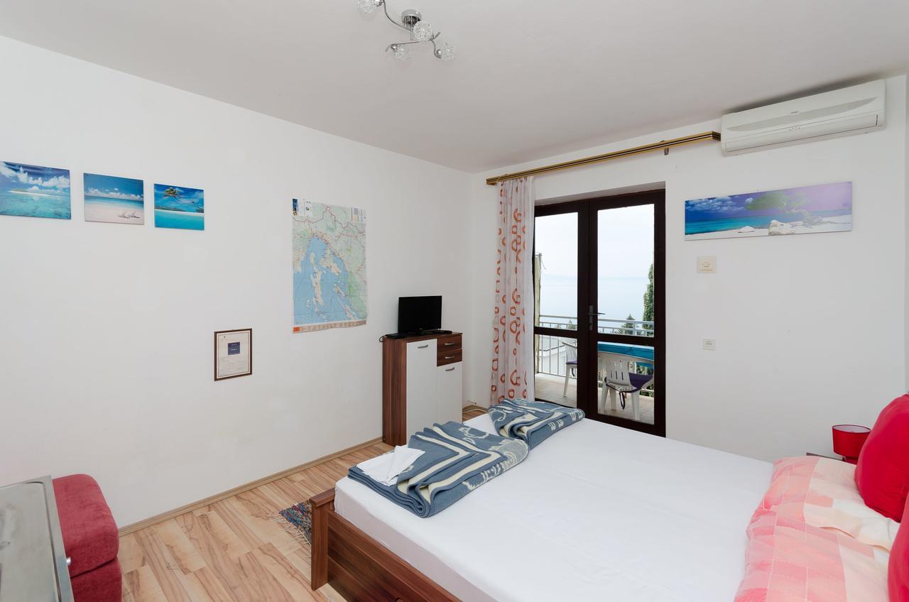 קלנוביצה Apartments And Room Luka מראה חיצוני תמונה